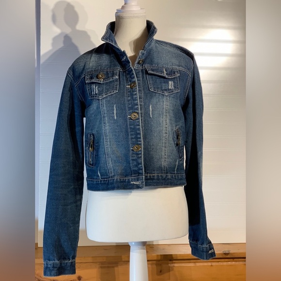 Hendi cropped distressed denim jacket women’s size large, button up, side adjust - Picture 9 of 10